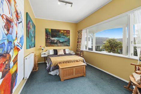 Photo of property in 8 Lethenty Way, Karori, Wellington, 6012