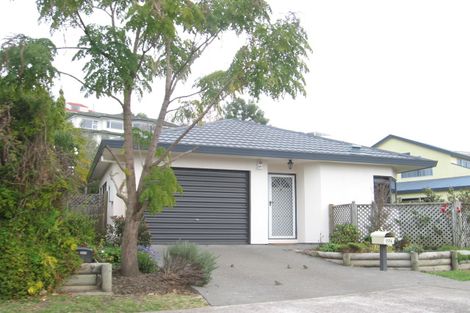 Photo of property in 2/77 Hetley Crescent, Taradale, Napier, 4112