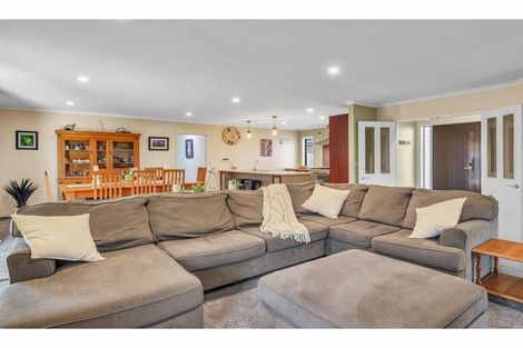 Photo of property in 12 Belgrave Drive, Rangiora, 7400