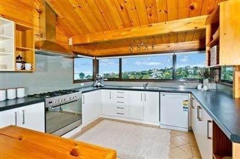 Photo of property in 2/18 Long Bay Drive, Torbay, Auckland, 0630