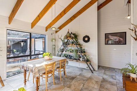 Photo of property in 18 Wood Leigh, Paraparaumu Beach, Paraparaumu, 5032