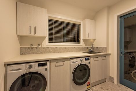 Photo of property in 17a Simla Crescent, Khandallah, Wellington, 6035