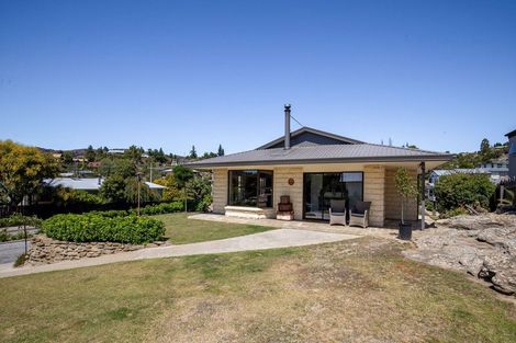 Photo of property in 2 Hart Place, Bridge Hill, Alexandra, 9320