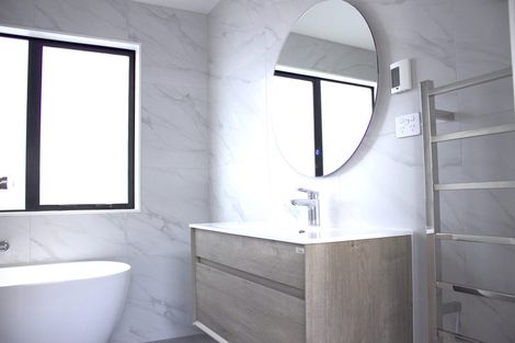 Photo of property in 14 Kea Road, Silverdale, 0932