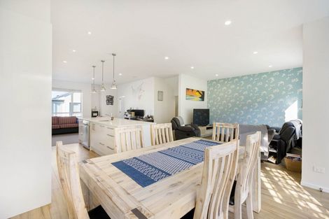 Photo of property in 15 Watermill Lane, Silverdale, 0932