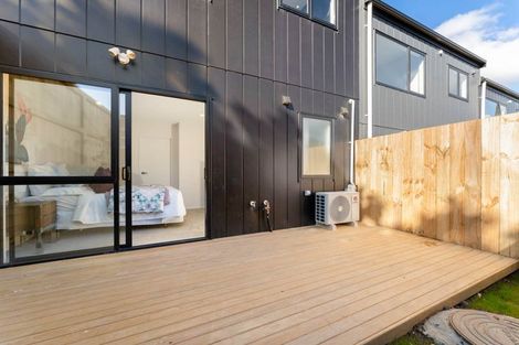 Photo of property in 11a Bowman Road, Forrest Hill, Auckland, 0620