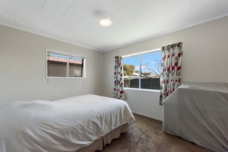 Photo of property in 2b Moorea Place, Mount Maunganui, 3116