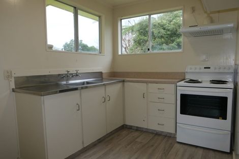 Photo of property in 17 Sunshine Avenue, Paraparaumu, 5032