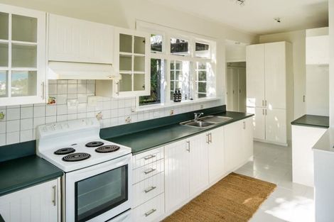 Photo of property in 84 Cluny Road, Plimmerton, Porirua, 5026