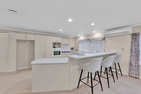 Photo of property in 3 Magellan Rise, Flagstaff, Hamilton, 3210