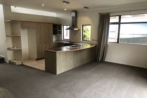 Photo of property in 7 Pyrite Street, Westgate, Auckland, 0614