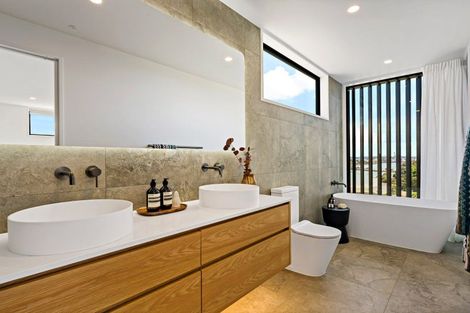 Photo of property in 26 Ngaiwi Street, Orakei, Auckland, 1071