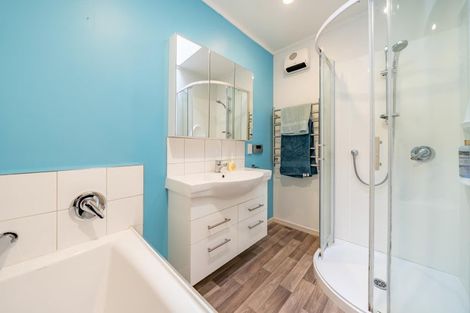 Photo of property in 9 Haven Grove, Naenae, Lower Hutt, 5011