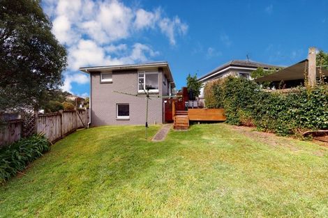 Photo of property in 1/818 East Coast Road, Oteha, Auckland, 0630