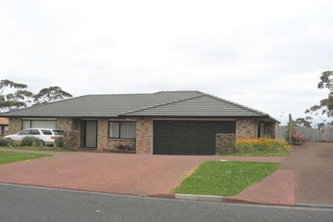 Photo of property in 38 Sunhill Road, Sunnyvale, Auckland, 0612