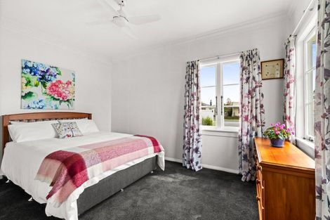 Photo of property in 1417 Woodstock Avenue, Mayfair, Hastings, 4122