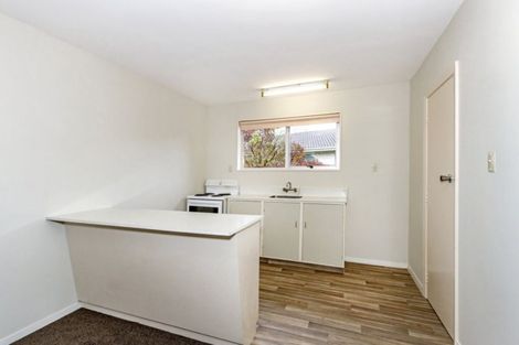 Photo of property in 23 Jenkins Avenue, Redwood, Christchurch, 8051