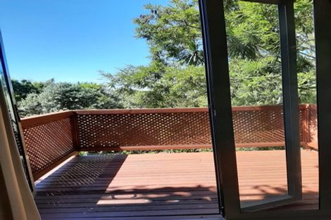 Photo of property in 77 Tanekaha Road, Titirangi, Auckland, 0604