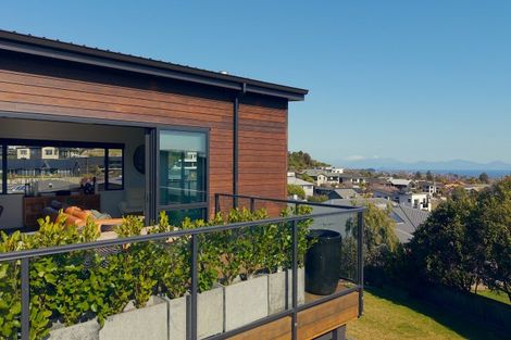 Photo of property in 21 Coprosma Crescent, Waipahihi, Taupo, 3330