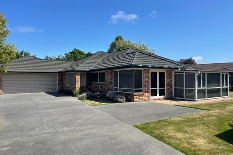 Photo of property in 17a Goodwood Close, Rangiora, 7400
