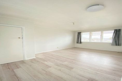 Photo of property in 48 Arimu Road, Papakura, 2110