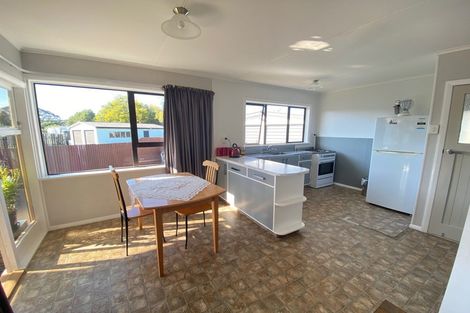 Photo of property in 18 Carlson Street, Dannevirke, 4930