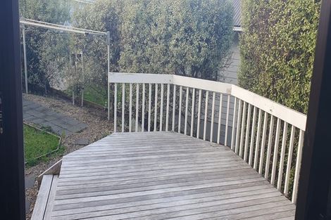 Photo of property in 32 Sycamore Drive, Sunnynook, Auckland, 0620