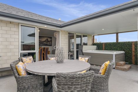 Photo of property in 133 The Boulevard, Papamoa Beach, Papamoa, 3118