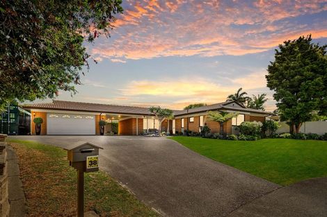 Photo of property in 38 Frank Evans Place, Henderson, Auckland, 0610