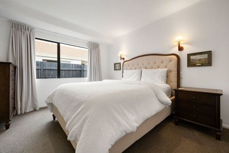 Photo of property in 111 Hall Street, Cambridge, 3434