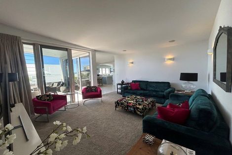 Photo of property in 24a Sunbrae Grove, Mount Maunganui, 3116