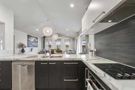 Photo of property in 133 The Boulevard, Papamoa Beach, Papamoa, 3118