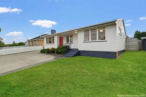 Photo of property in 18 Buller Crescent, Manurewa, Auckland, 2102