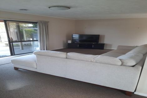 Photo of property in 59 Benmore Avenue, Cloverlea, Palmerston North, 4412