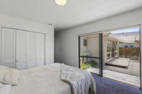 Photo of property in 278 Tukapa Street, Hurdon, New Plymouth, 4310