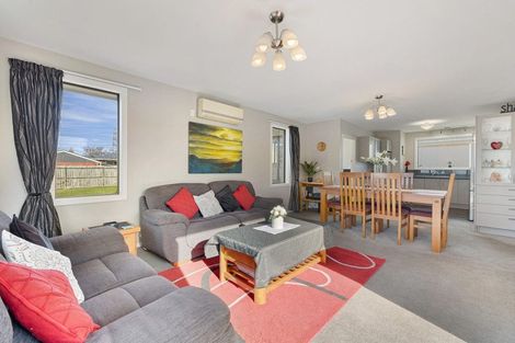 Photo of property in 74 Farrington Avenue, Bishopdale, Christchurch, 8053