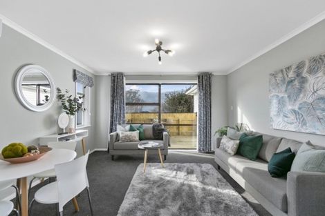 Photo of property in 121 Wellington Road, Wainuiomata, Lower Hutt, 5014