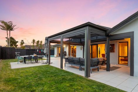 Photo of property in 8 Putaka Place, Papamoa Beach, Papamoa, 3118