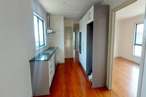 Photo of property in 45 Coniston Avenue, Te Atatu South, Auckland, 0610