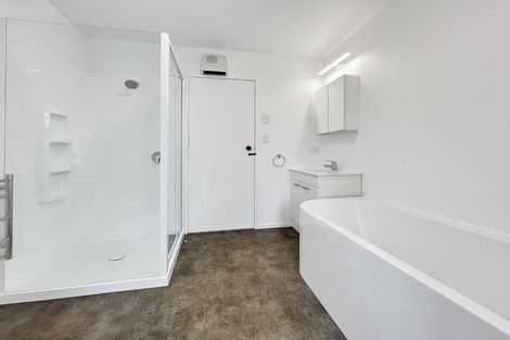 Photo of property in 142 Victoria Avenue, Hokowhitu, Palmerston North, 4410