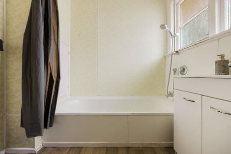 Photo of property in 79 Fairfield Road, Fairfield, Hamilton, 3214