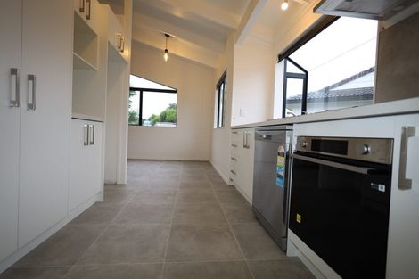 Photo of property in 9b Hayley Grove, Papamoa Beach, Papamoa, 3118