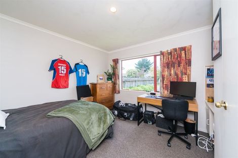 Photo of property in 1-6 Arli Court, Hokowhitu, Palmerston North, 4410