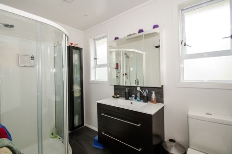 Photo of property in 12 Lambert Street, Abbotsford, Dunedin, 9018