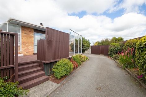 Photo of property in 197 Bridge Street, Bulls, 4818