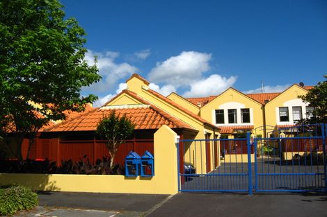 Photo of property in 112 Harbour Village Drive, Gulf Harbour, Whangaparaoa, 0930