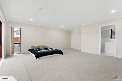 Photo of property in 9 Seddon Avenue, Papatoetoe, Auckland, 2104