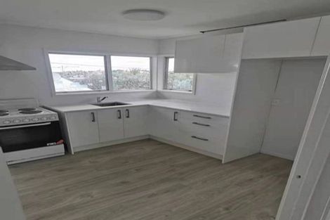 Photo of property in 1/178 Chivalry Road, Glenfield, Auckland, 0629