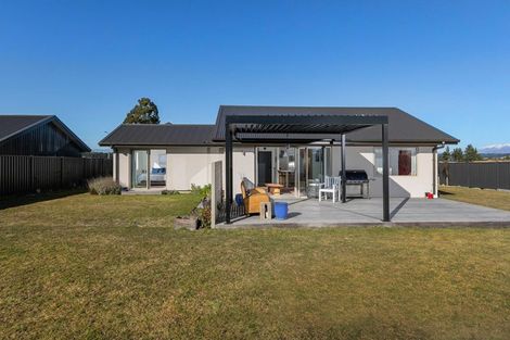 Photo of property in 61 Timsfield Drive, Lake Hawea, Wanaka, 9382