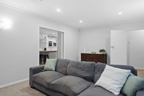 Photo of property in 12 Emlyn Place, Avondale, Christchurch, 8061